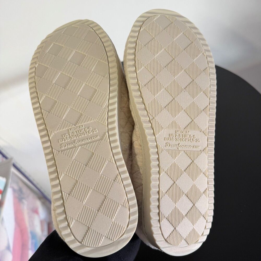Dearfoams Quilted Clog Slippers Women’s Medium 7-8 Beige Memory Foam Cozy House - Picture 8 of 8